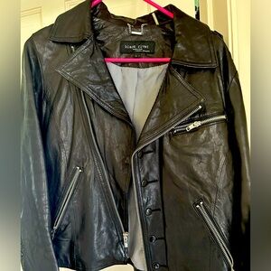 Women’s Size L Black Rivet Leather Jacket Light Weight Pin Stripes Good Cond.